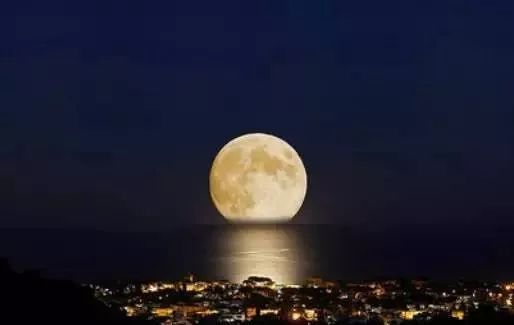 含有春花秋月的诗句50句,中秋月亮思念恋人的诗词