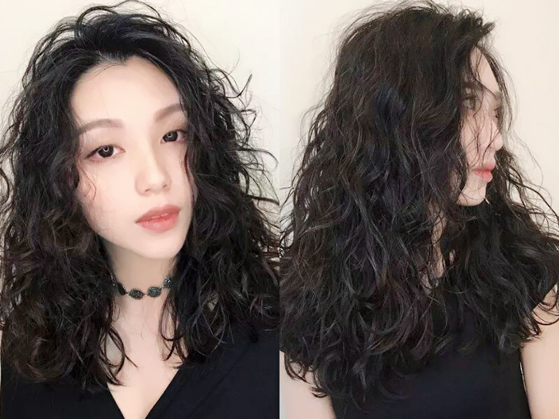 女士齐肩全头小卷烫发图片,30-40岁圆脸发型短发烫发中小卷