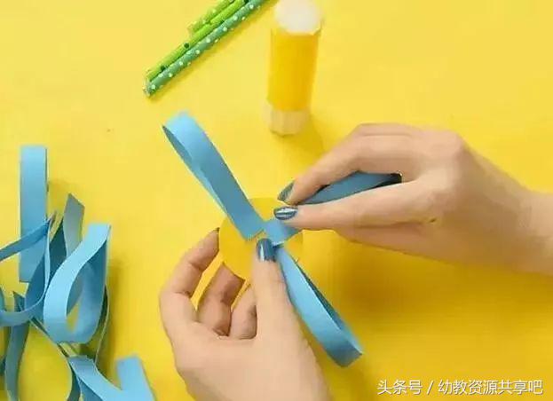 用彩色纸条制作手工卡纸,超简单卡纸手工特别好看