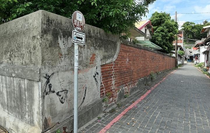 leica徕卡c-lux2多少钱,徕卡clux变焦