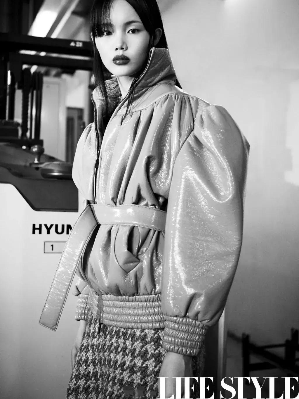 明星看刘雯何穗奚梦瑶走秀,刘雯何穗奚梦瑶维密