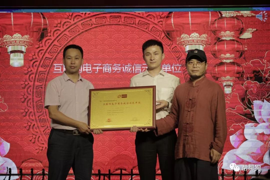 帮帮狗狗,帮帮狗