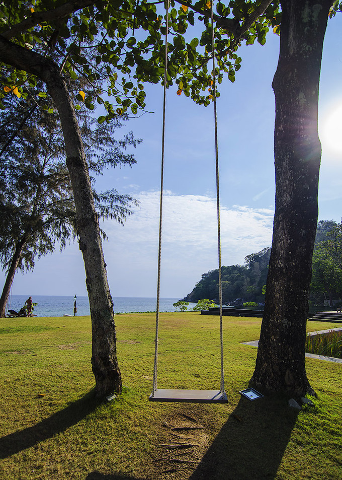 全球婚礼目的地探路：NAKA，悬空在半山腰上的透明火柴盒