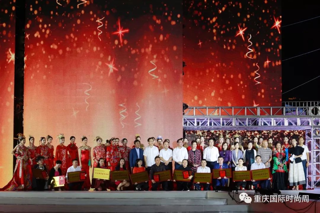 蔡美月2018纽约时装周,蔡美月时装秀