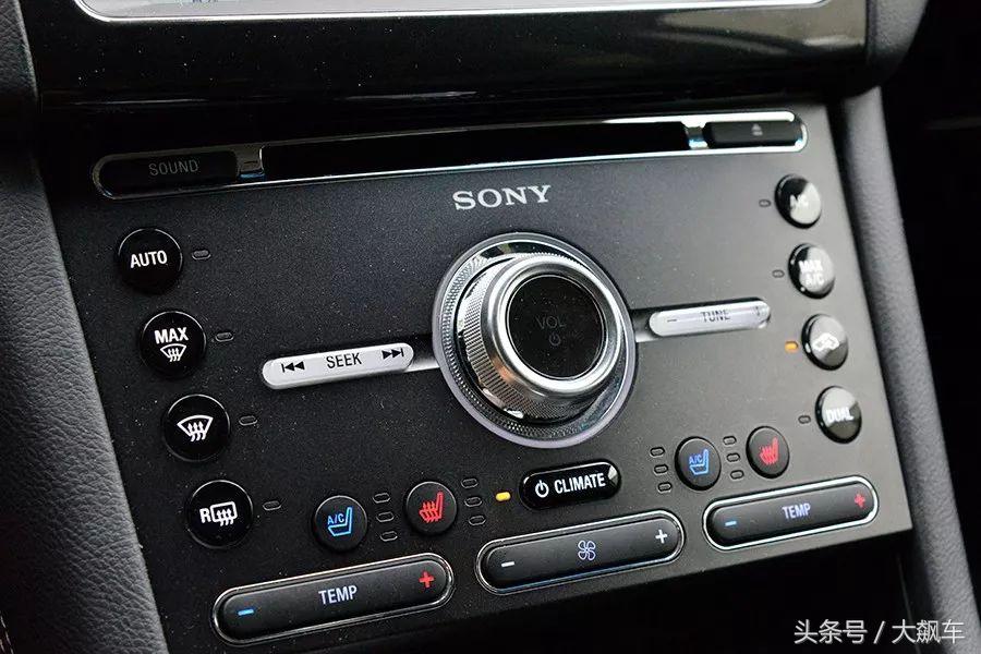 悬架调校不错，如果不是变速箱拖后腿，金牛座确实挺好开！