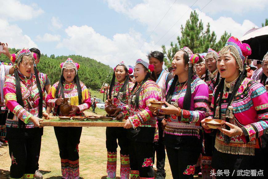 彝族——有米有丝共兴旺