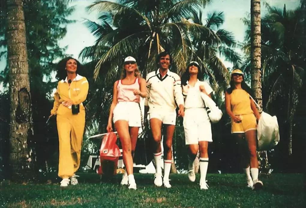 fila斐乐是安踏的吗,fila斐乐安踏女鞋