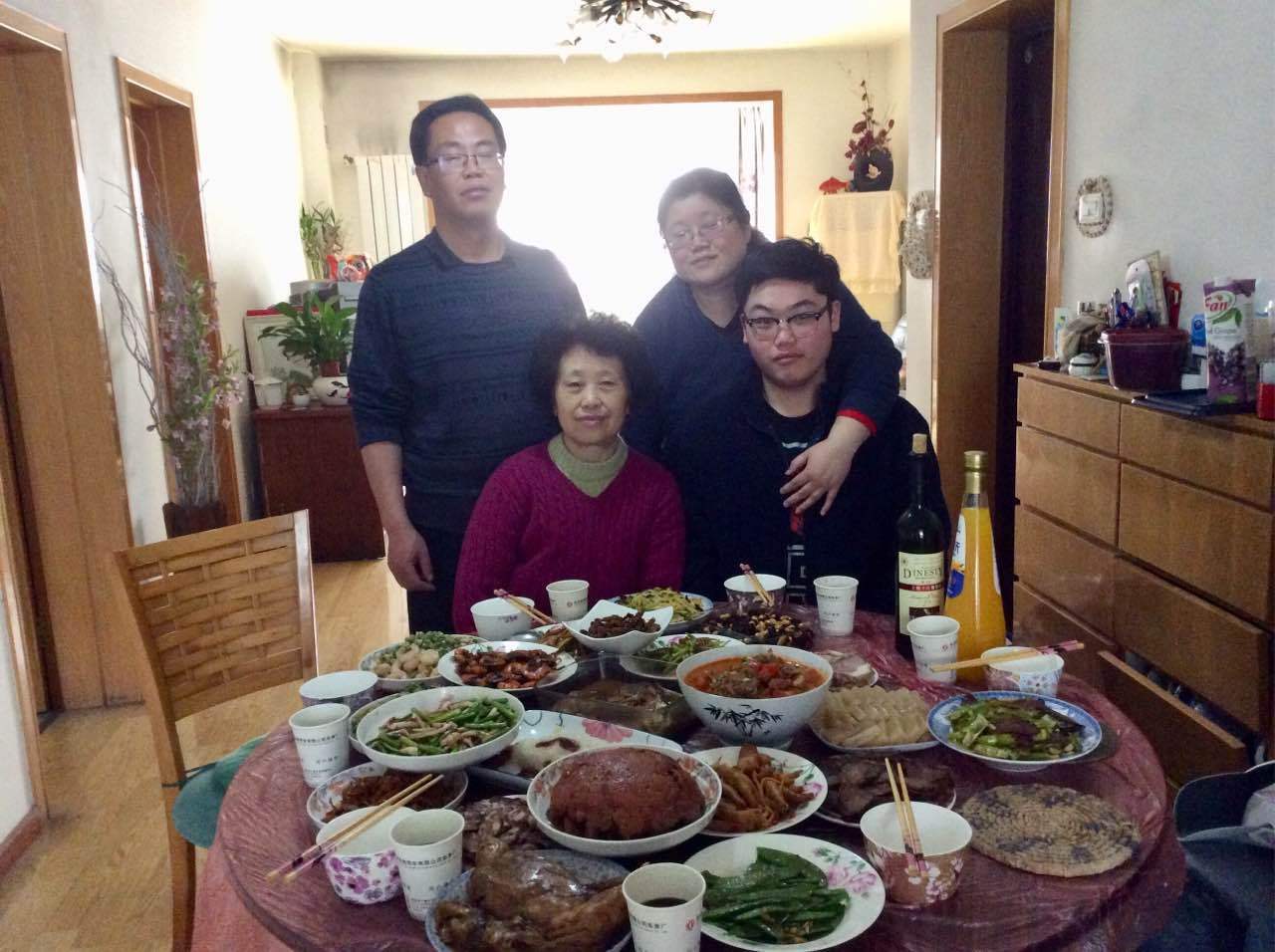 每一张照片都是满满的记忆和幸福,每一张珍贵的照片都是幸福的回忆