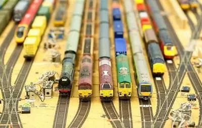 夫妻俩开服装店存的钱,夫妻俩开了几十年小店的收入