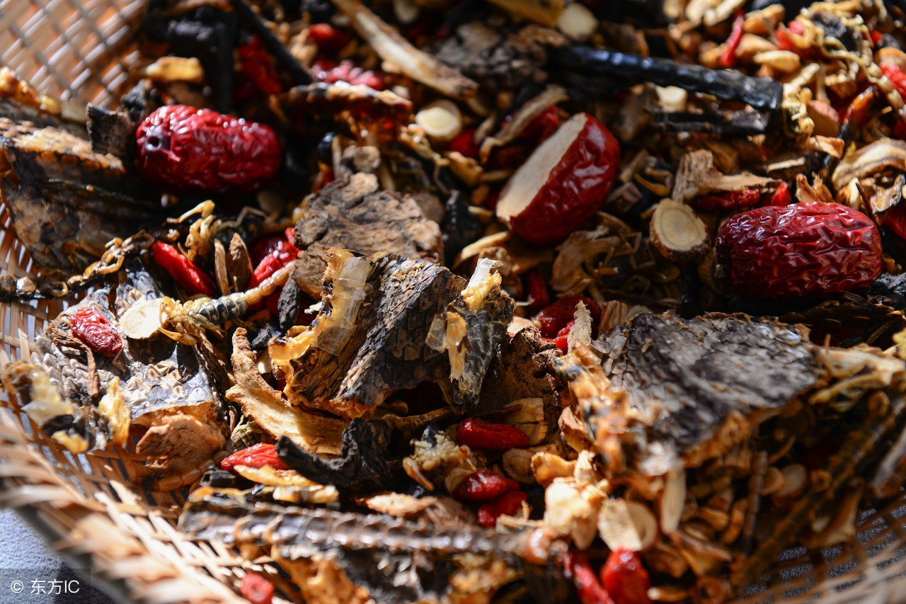 中医阳痿的6个药酒疗法，喜欢喝酒也不耽误治病