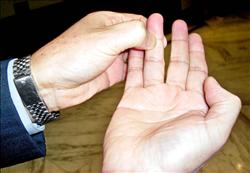 帮助入眠，提神醒脑，多掐几次，促进血脉流畅，人自然健康