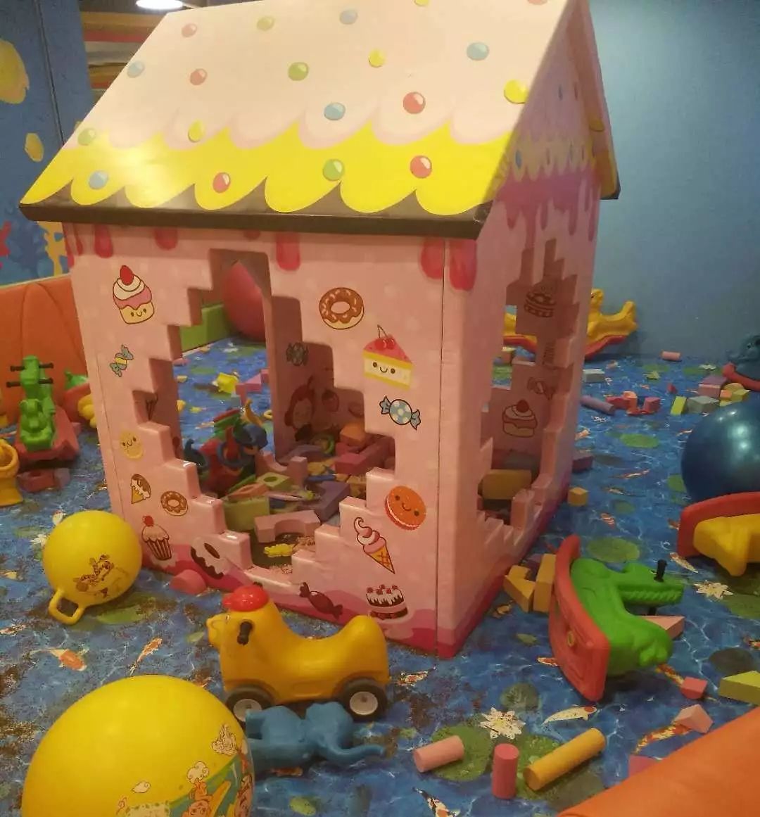 晋城往北，有个梦幻游园会，涂鸦村免费进！