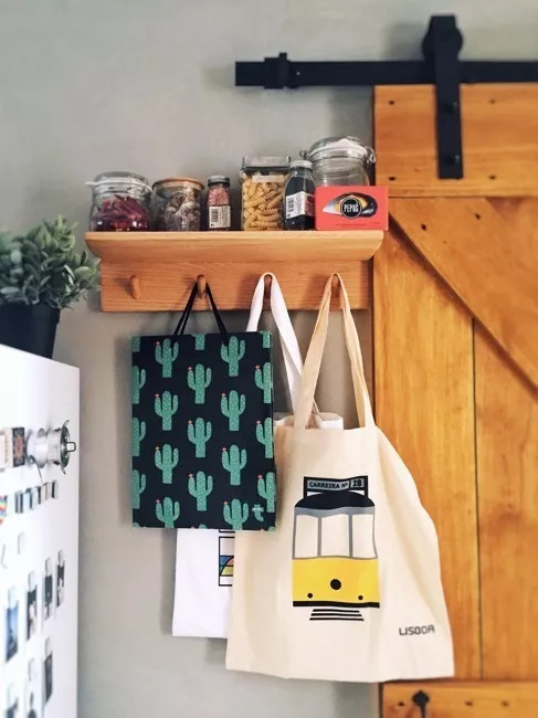 墙面有电表箱怎么处理,分享小妙招教你隐藏难看的电表箱