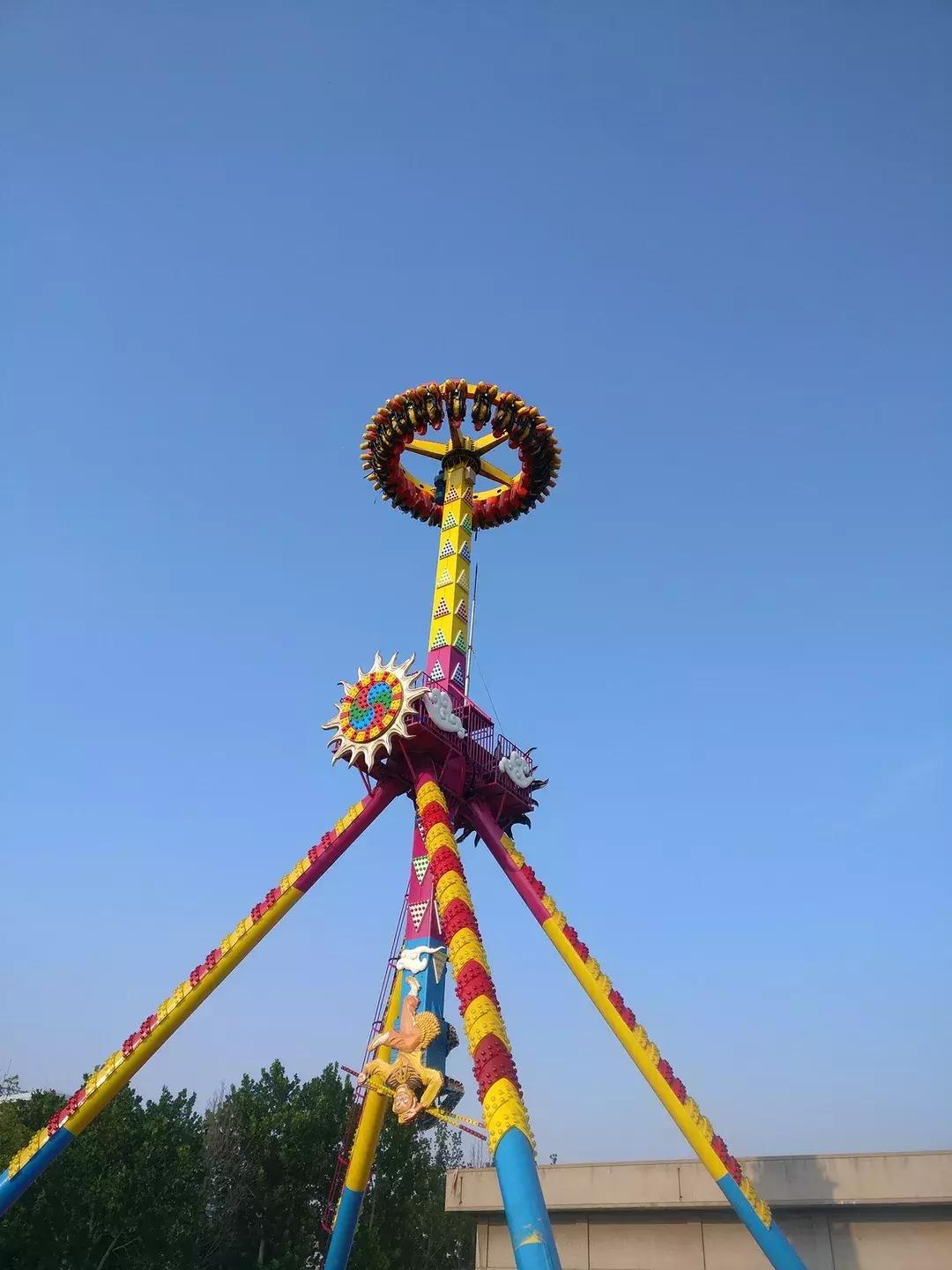 上海车展2018奔驰展台,cae上海展会