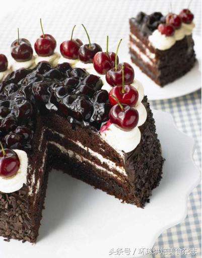 在家就能做出美味的黑森林蛋糕,自制正宗黑森林蛋糕