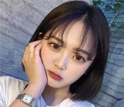 适合圆脸的短发发型学生党,适合圆脸微胖女生发型学生党短发