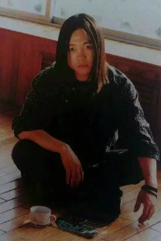 高晓松讲许巍,曾陪你仗剑走天涯歌词