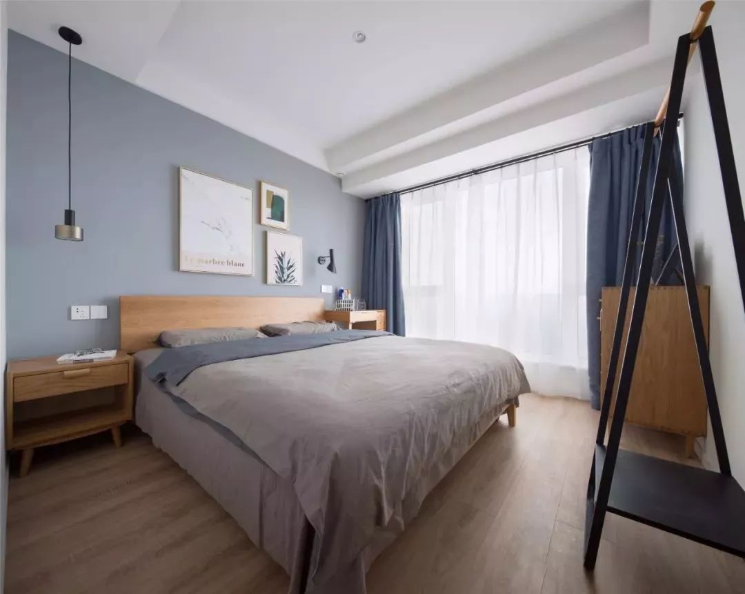 卧室装修窗户怎么装,客厅与卧室之间的窗户怎么装修