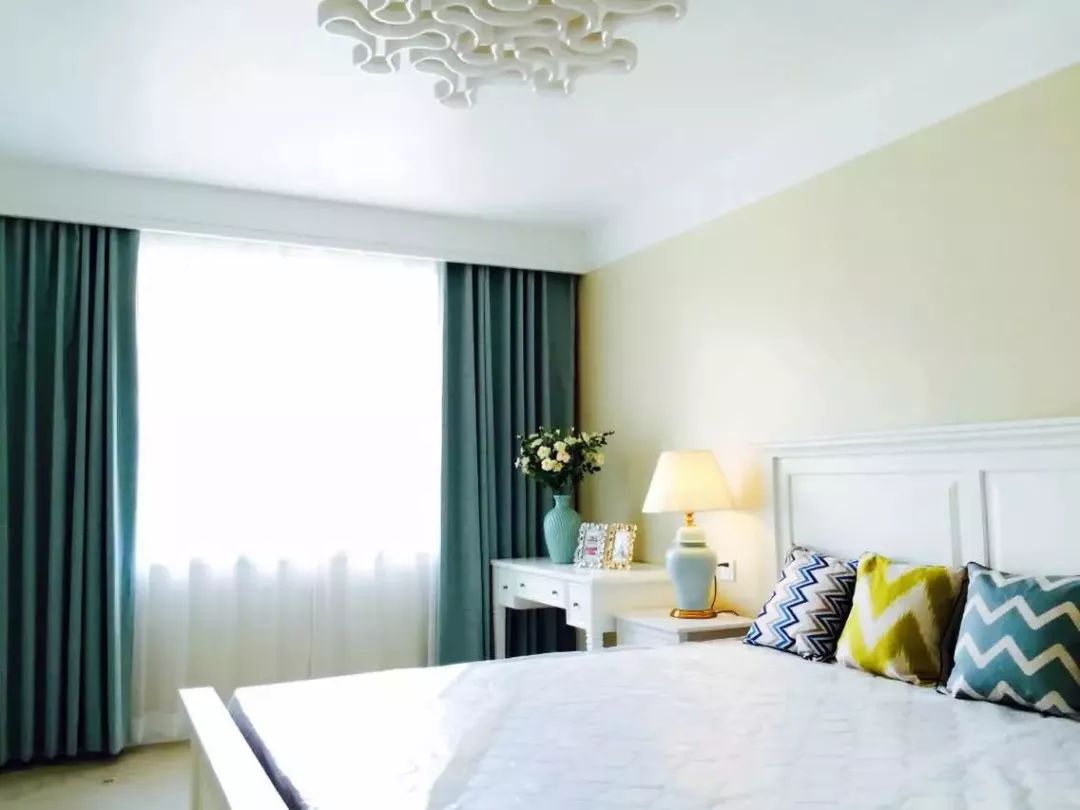 卧室装修窗户怎么装,客厅与卧室之间的窗户怎么装修