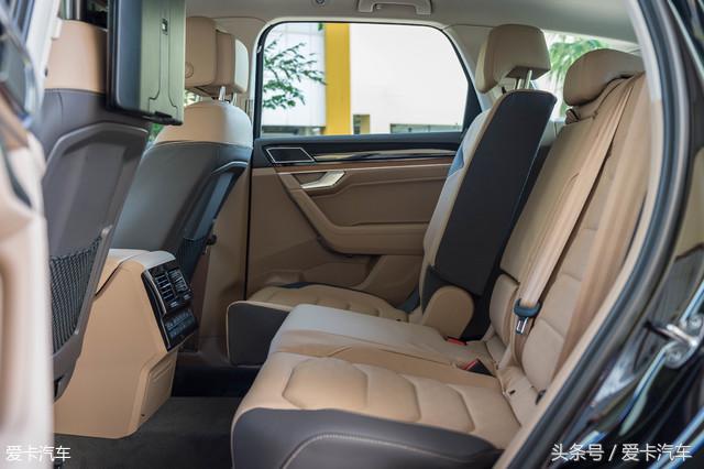 新款途锐比老款途锐小,全新大众途锐测评