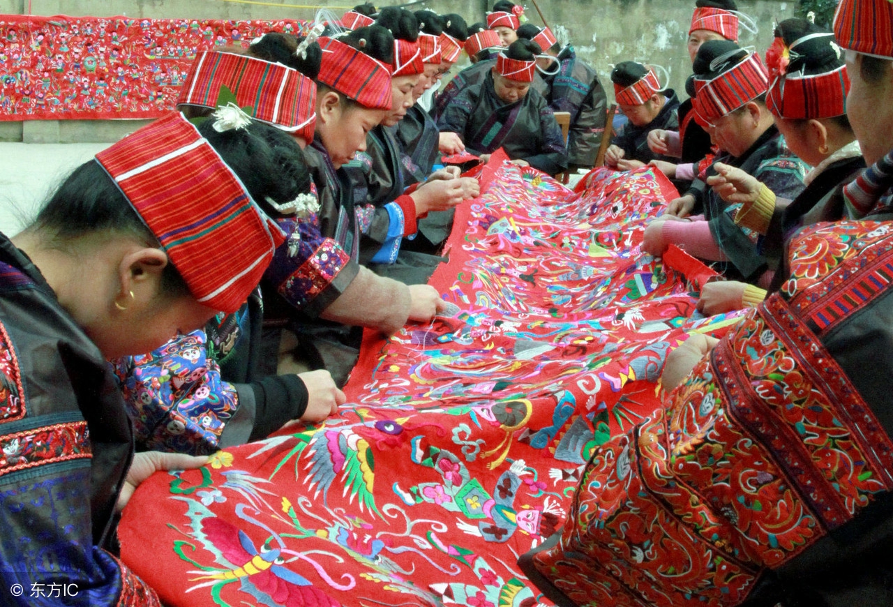 张家界旅行安排攻略,想去张家界旅游怎么开始旅行呢