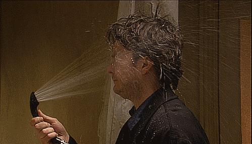 女孩宫外孕不敢面对父母结果悲剧,19岁女孩意外宫外孕