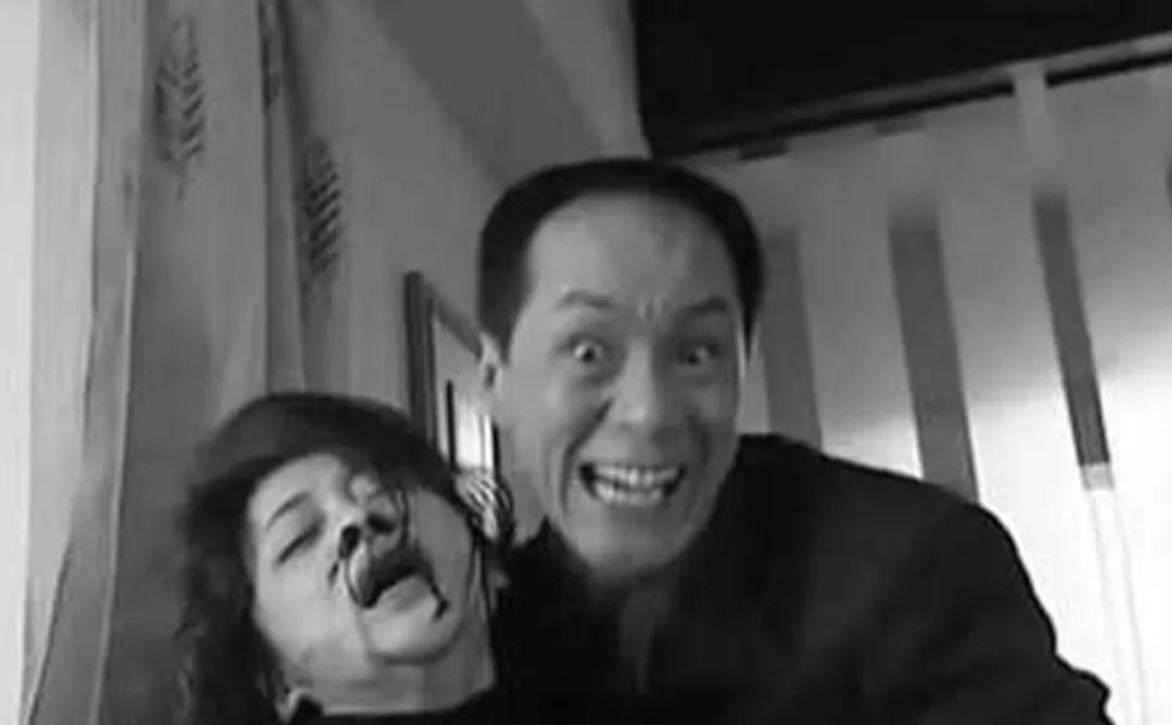 虐妻狂魔：他让她早请示晚汇报，夜里还要写检讨｜夜行档案31