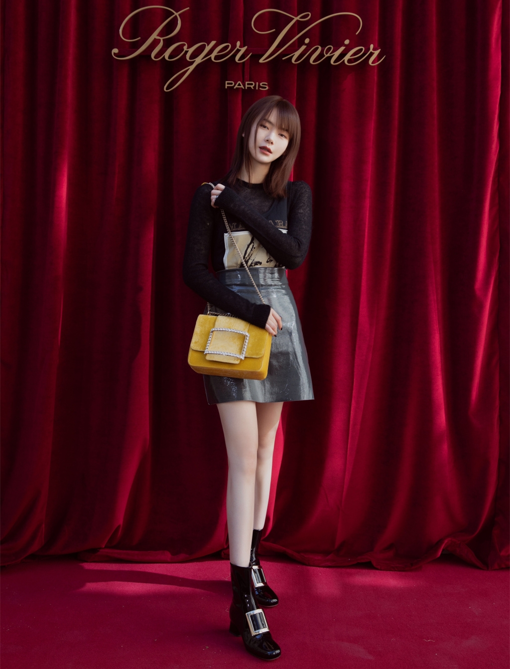 戚薇巴黎时装周街拍穿的鞋子,戚薇同款碎发