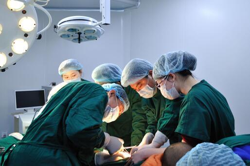 歪脖的症状图片,什么病能引起脖子歪