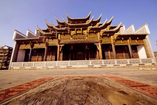 黔南旅游攻略必去景点,黔南州八月初适合游玩地点推荐