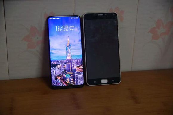 vivonex旗舰版竖屏变横屏,vivonex3s突破熄屏开不了机