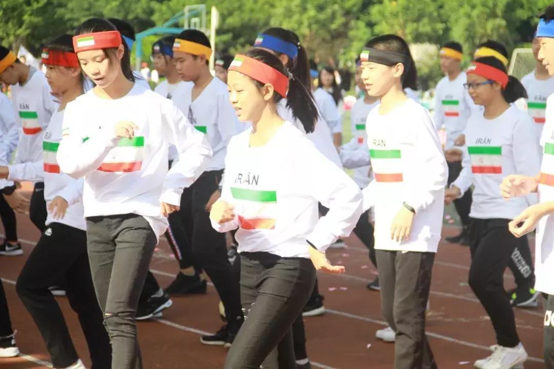 巧绘世界缩影，畅舞运动激情，科中第十届体育文化节盛大开幕