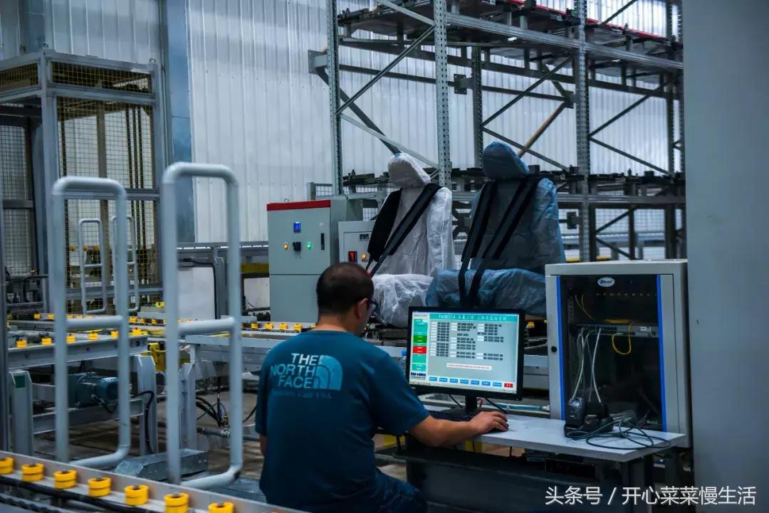 未来会被机器人替代吗,未来人类会被机器人取代吗