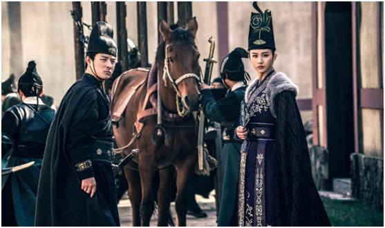 唐诗三百案李墨白谁演的,唐诗三百案中李墨白喜欢谁