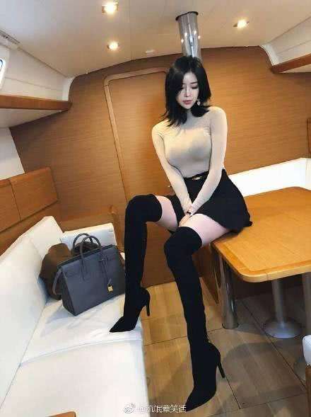 怎么显胸大技巧,胸大显胖怎么拍照