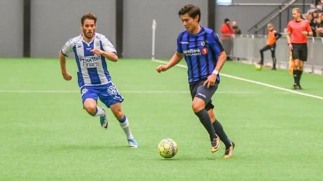 归化运动员引热议,媒体人谈国足归化