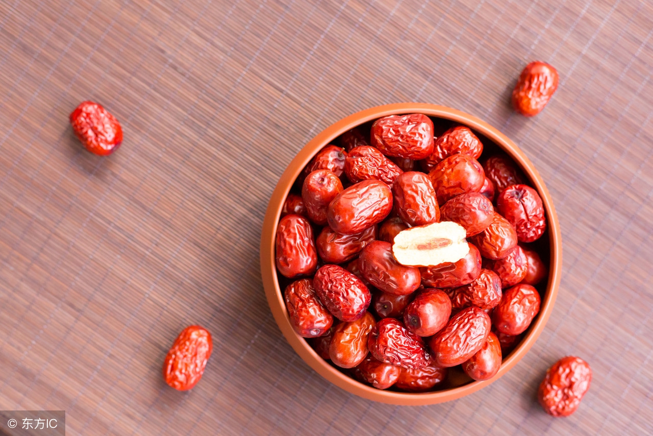 小儿秋季腹泻的食疗方法有哪些,小儿秋季腹泻艾灸神阙的功效