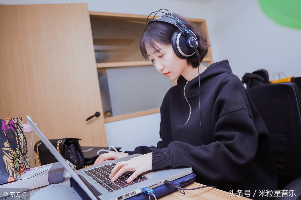 玩音乐游戏推荐,听旋律练耳软件