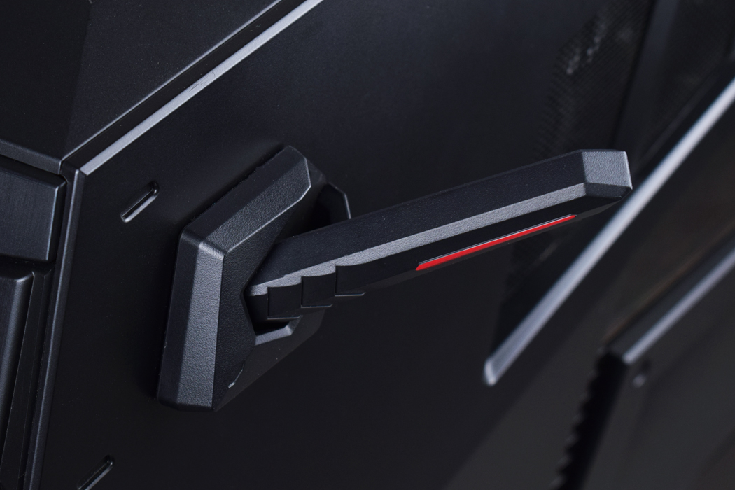 微星宙斯盾aegis3评测,微星宙斯盾aegis3增加内存条