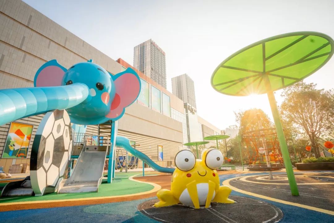 柳州万象城新春,万象城开业人潮涌动