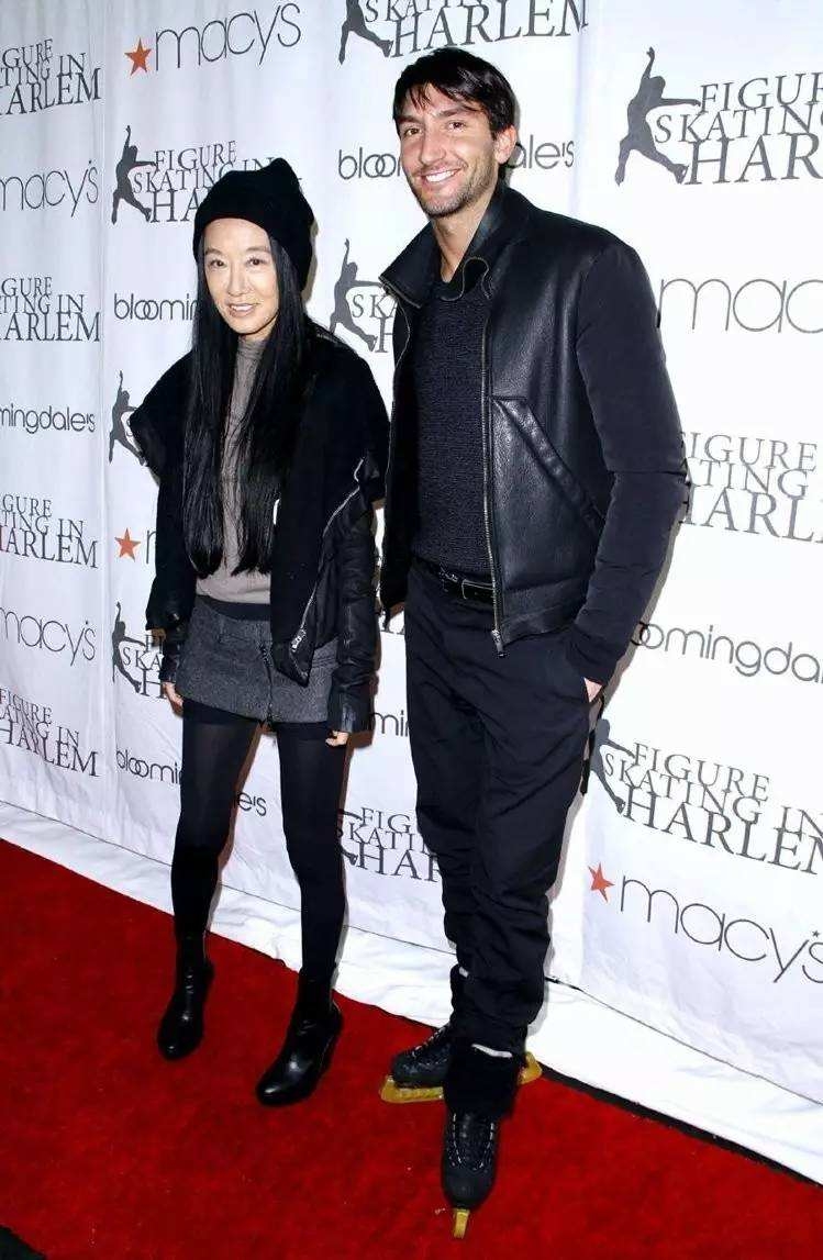 体坛男神与大36岁华裔女富豪热恋，住女方豪宅内，相恋6年仍恩爱