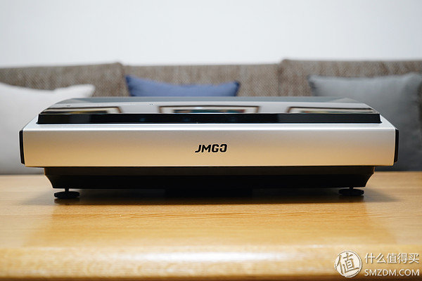 坚果激光电视u1120寸,坚果超短焦4k投影仪价格