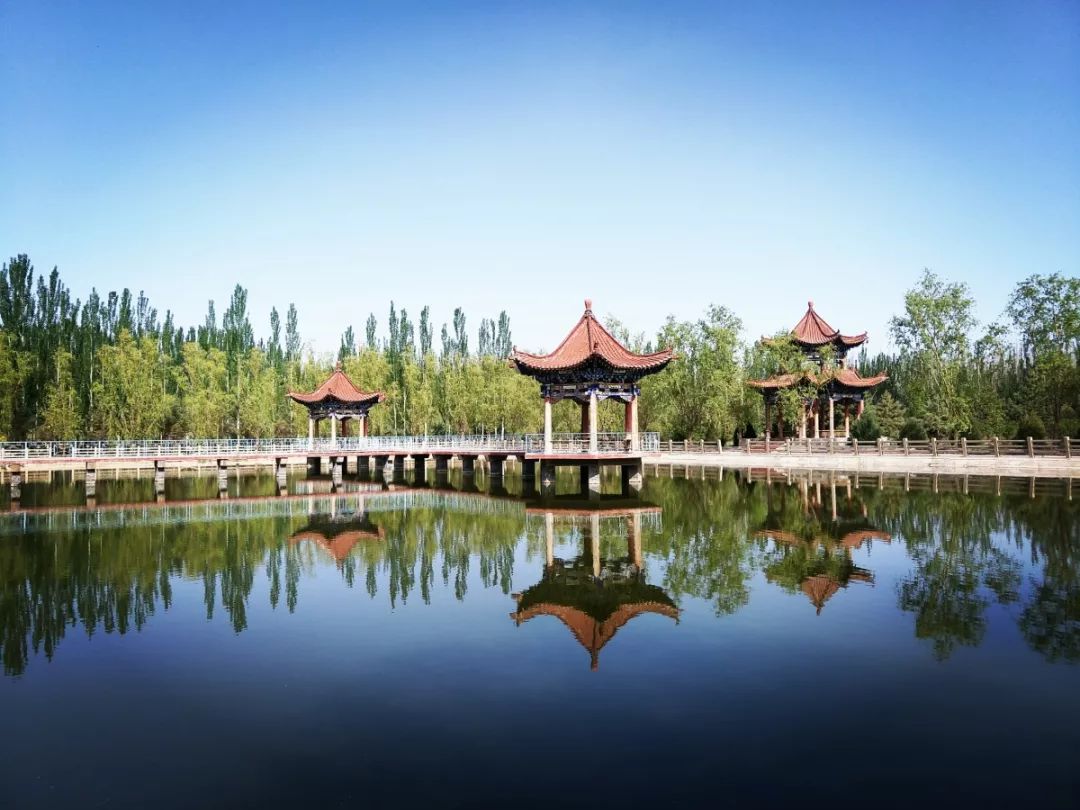 祁连山下的小城旅游攻略,祁连山下的最美小城