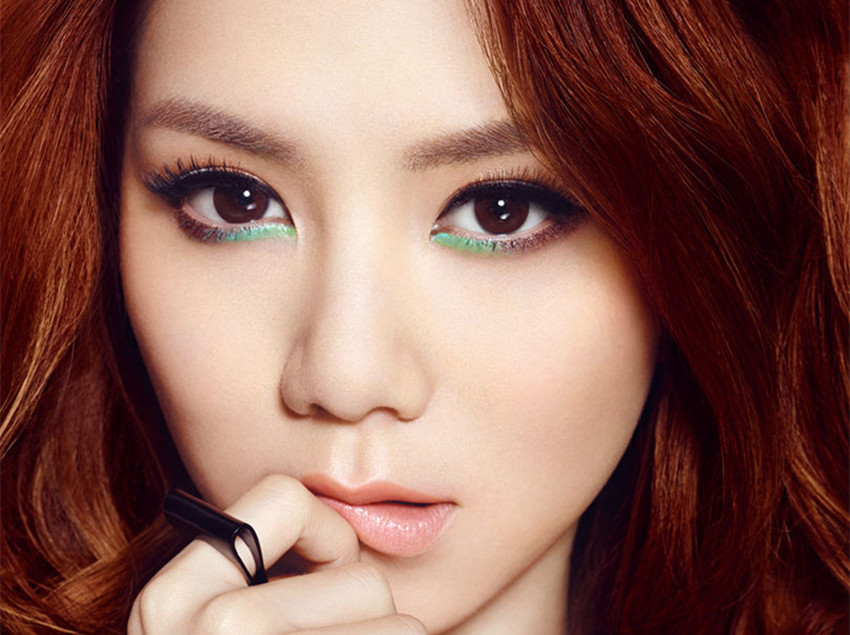 邓紫棋翻唱歌曲往事只能回味,邓紫棋现场演唱往事只能回味