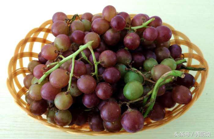 葡萄酒怎么酿好喝教程,想喝葡萄酒不用买教你一招