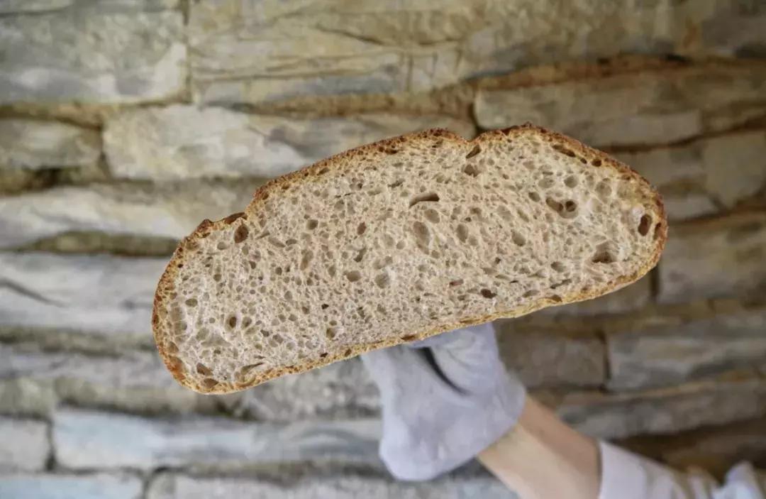 石窑面包店内实拍视频,天然酵母的石窑面包店