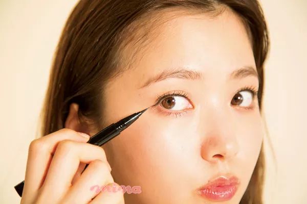 彩妆高光妆容图片女,彩妆小樱花妆容图片高清