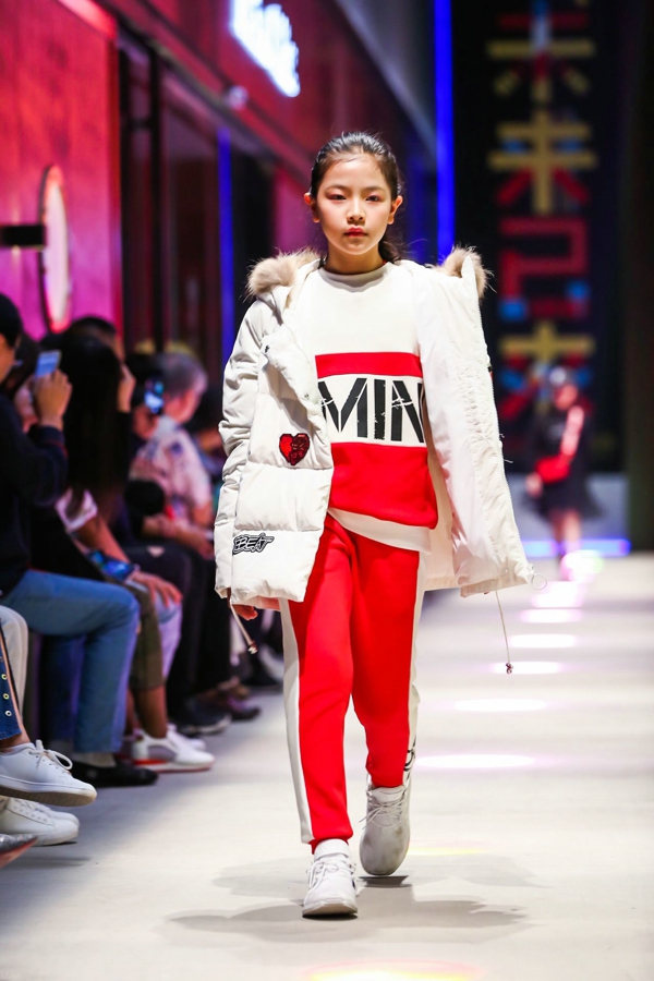 森马服饰和巴拉巴拉是一个公司吗,森马服饰旗下儿童品牌有哪些