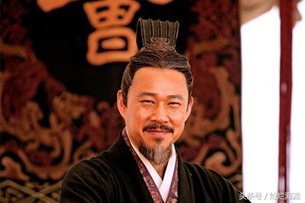 赤壁之战蒋干在周瑜营帐偷了什么,曹操在赤壁之战用蒋干的原因