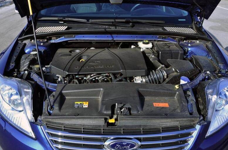 13年的蒙迪欧好还是奥迪a4l好,奥迪a4l比较2022款蒙迪欧